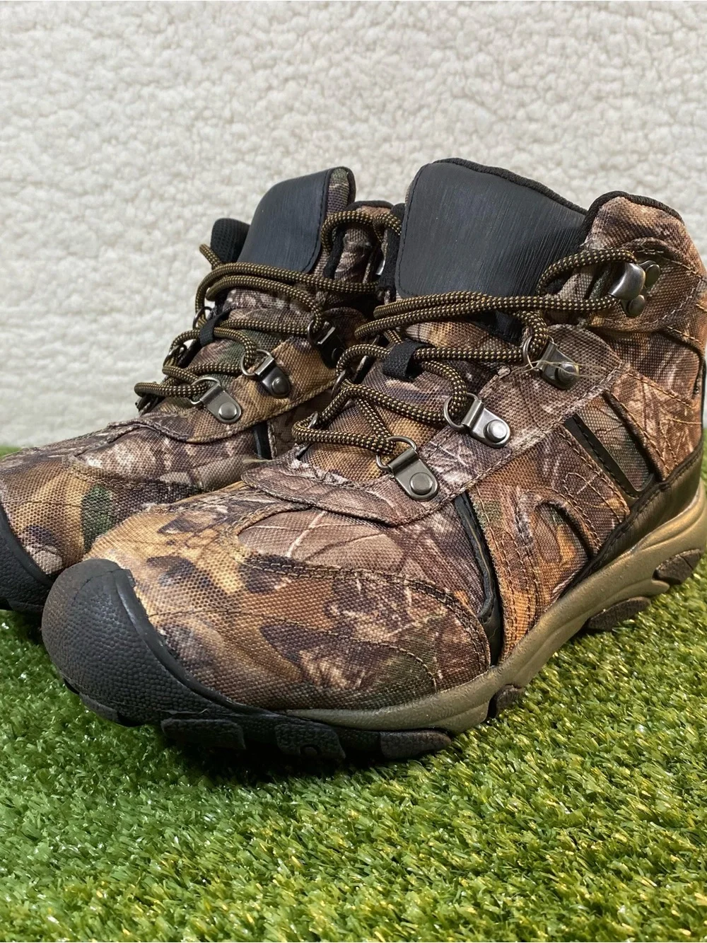 Ozark Trail Camouflage Hiking Boots Boys Size 6 Lace Up Green Brown